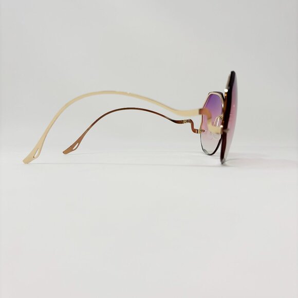Oversized Graduated Purple to Clear Sunglasses - Picture 9 of 12